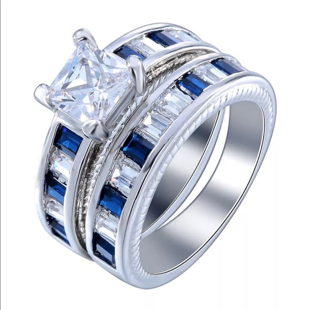 Princess Cut White / Blue Sapphire Ring 10…